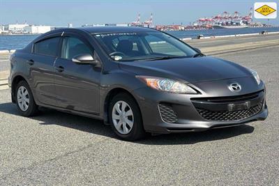 2013 Mazda Axela