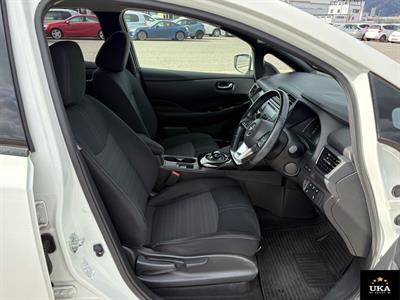 2019 Nissan Leaf - Thumbnail