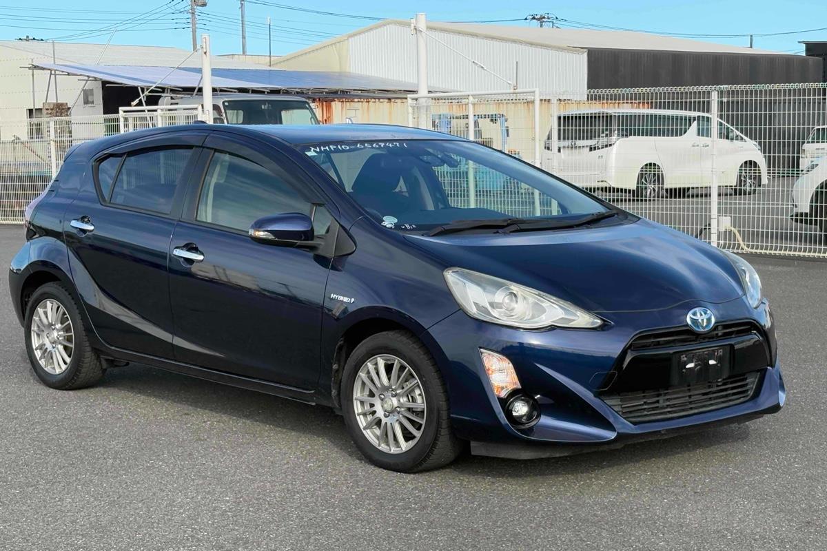 2017 Toyota Aqua