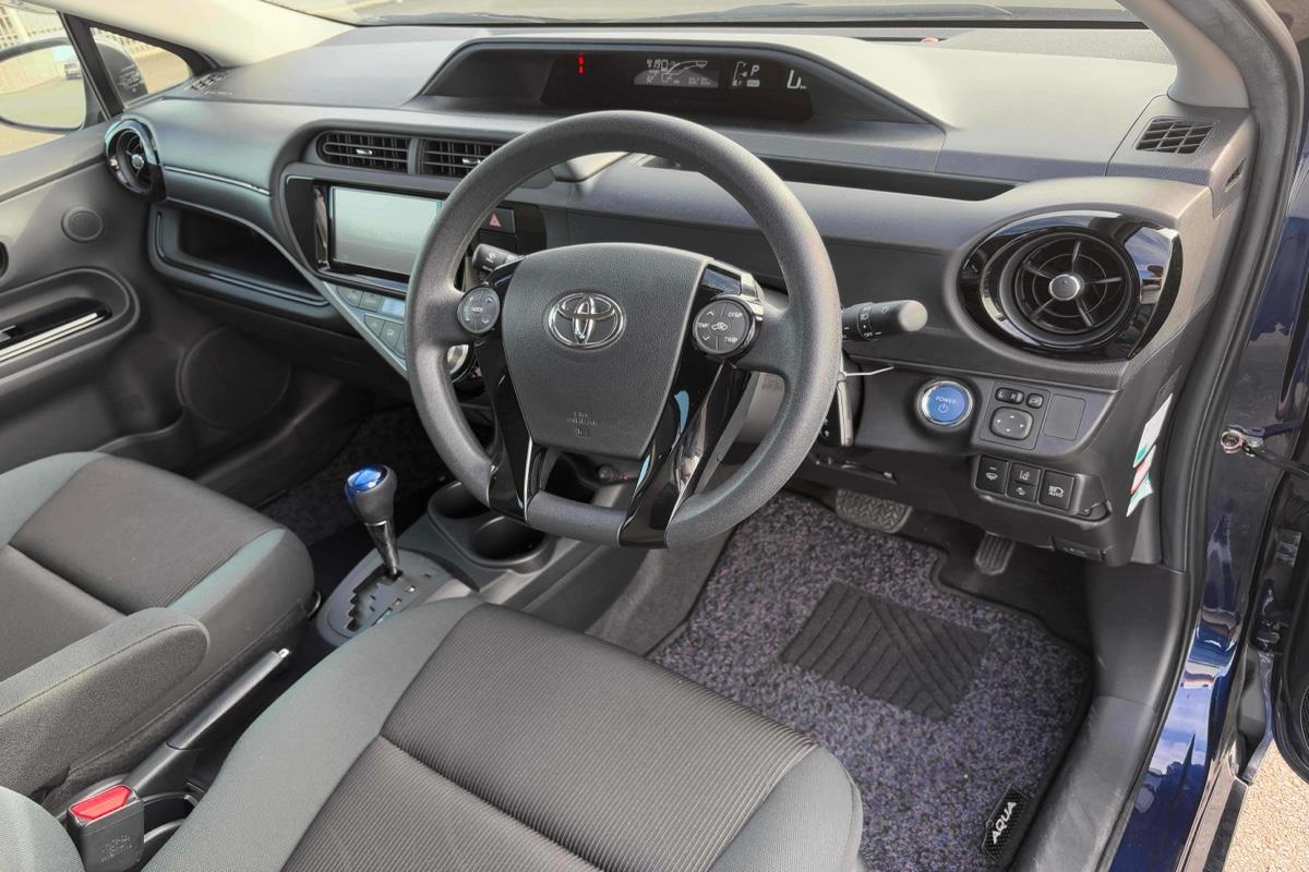 2017 Toyota Aqua