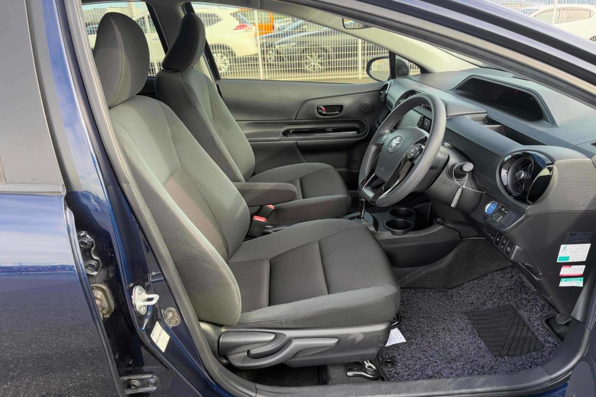 2017 Toyota Aqua