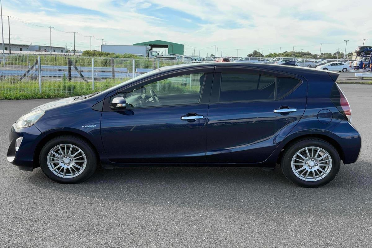 2017 Toyota Aqua