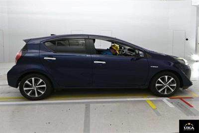 2018 Toyota Aqua - Thumbnail