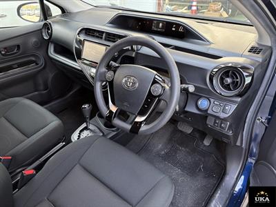 2018 Toyota Aqua - Thumbnail