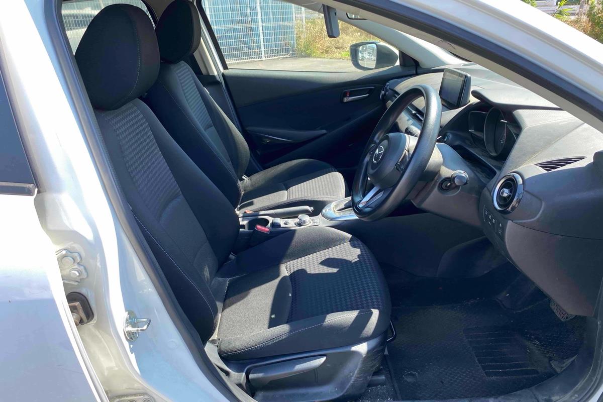 2019 Mazda Demio