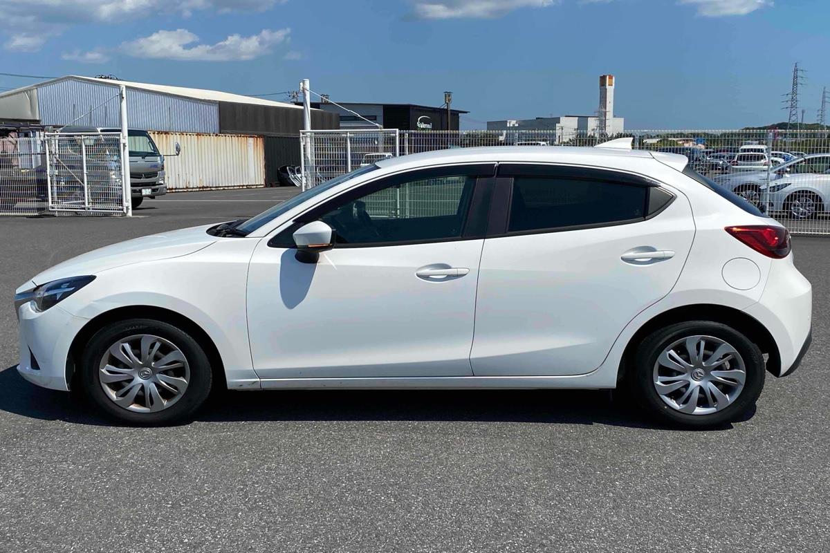 2019 Mazda Demio
