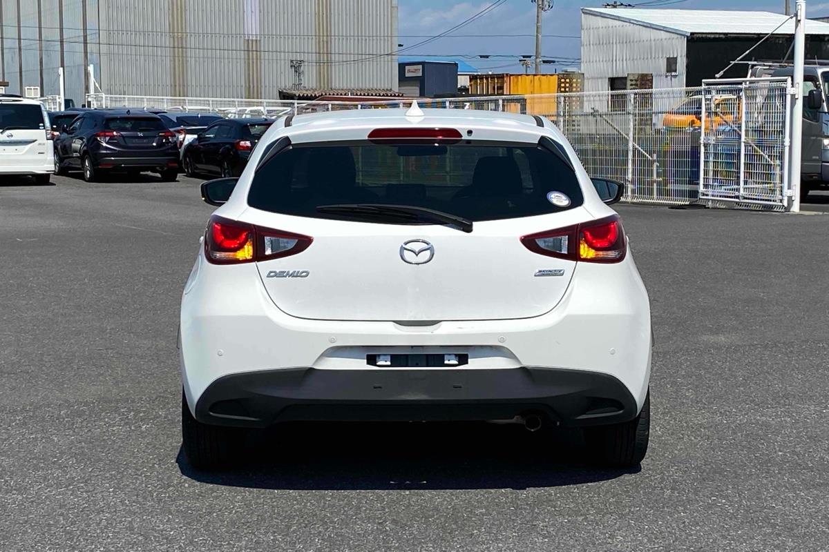 2019 Mazda Demio