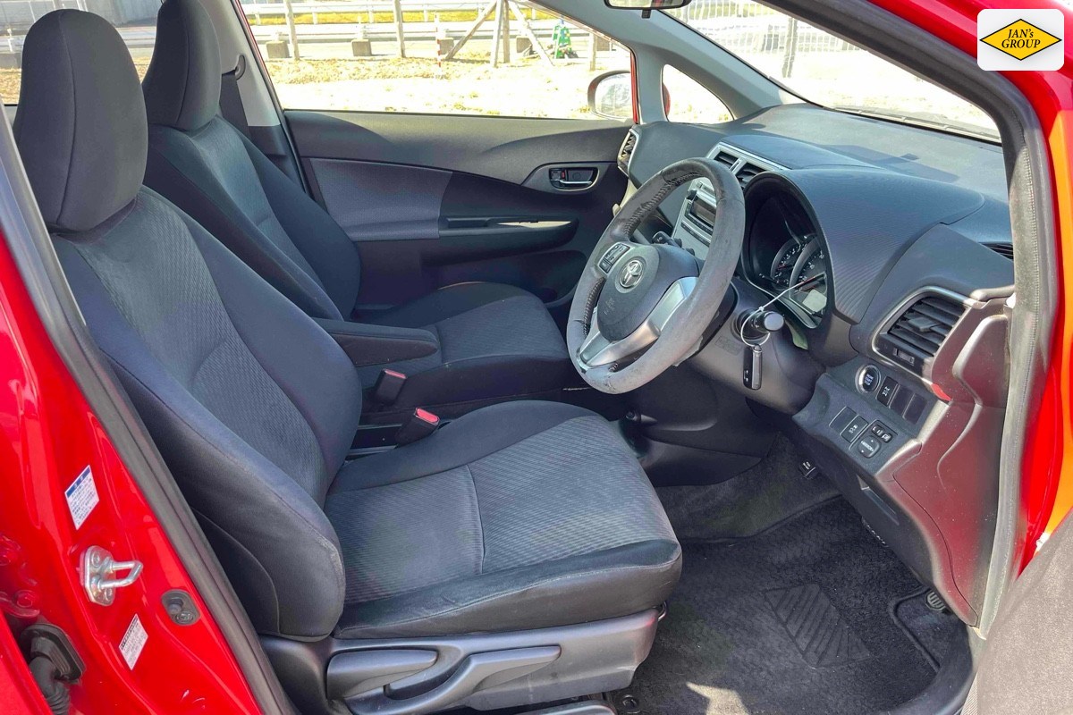 2014 Toyota Ractis