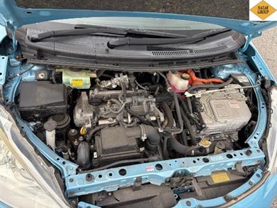 2014 Toyota Aqua - Thumbnail