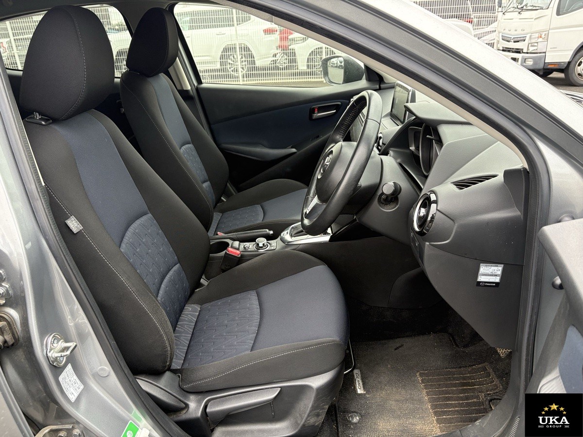 2015 Mazda Demio
