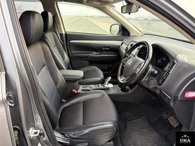 2014 Mitsubishi Outlander - Thumbnail