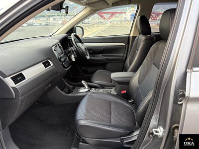 2014 Mitsubishi Outlander - Thumbnail