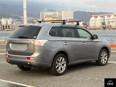 2014 Mitsubishi Outlander - Thumbnail