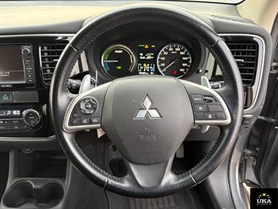 2014 Mitsubishi Outlander - Thumbnail
