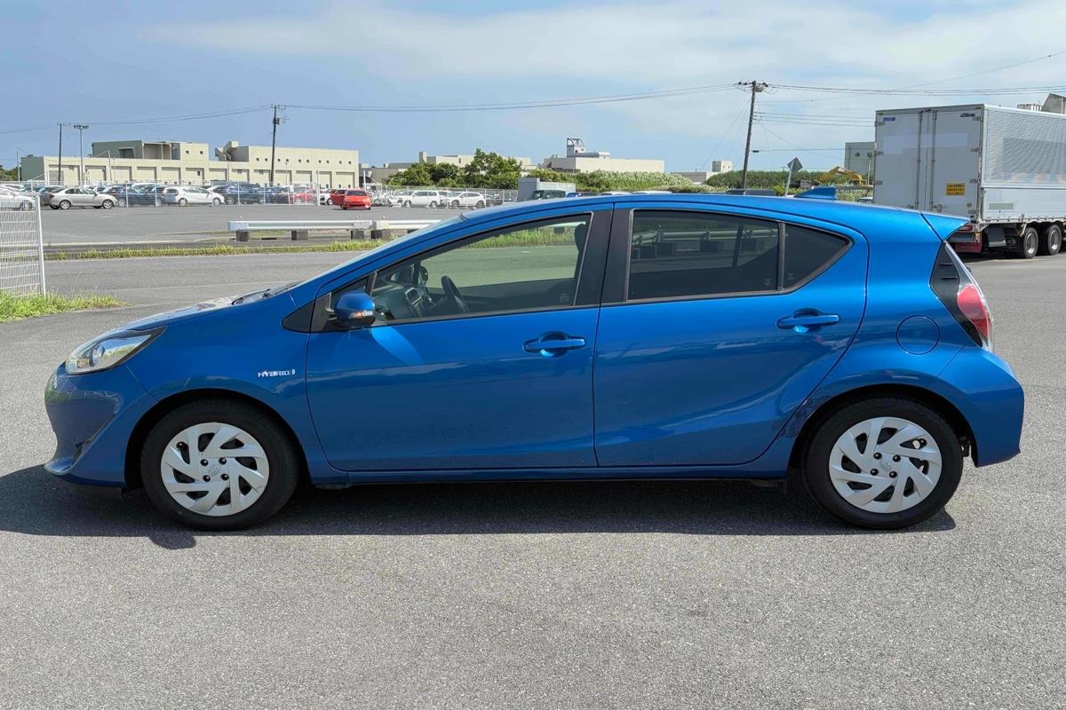 2017 Toyota Aqua