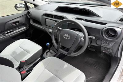 2019 Toyota Aqua - Thumbnail