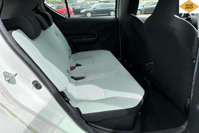 2019 Toyota Aqua - Thumbnail