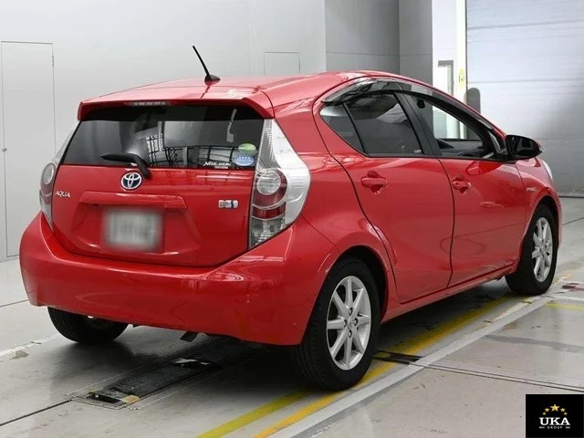 2013 Toyota Aqua