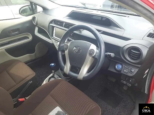 2013 Toyota Aqua