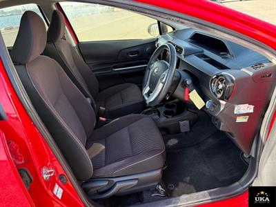 2015 Toyota Aqua - Thumbnail