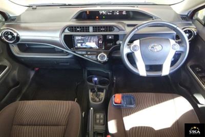 2015 Toyota Aqua - Thumbnail