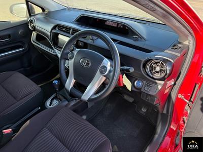 2015 Toyota Aqua - Thumbnail