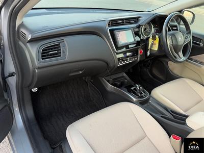 2018 Honda Grace - Thumbnail