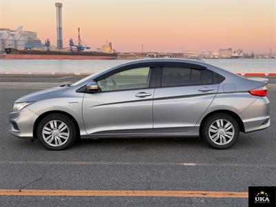 2018 Honda Grace - Thumbnail