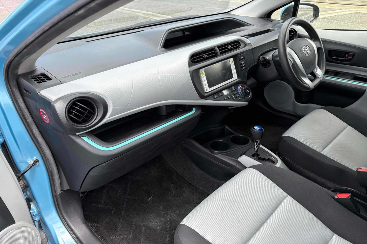 2012 Toyota Aqua