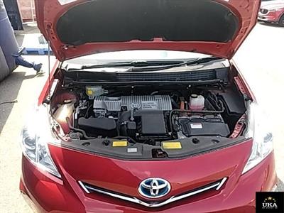 2013 Toyota Prius - Thumbnail