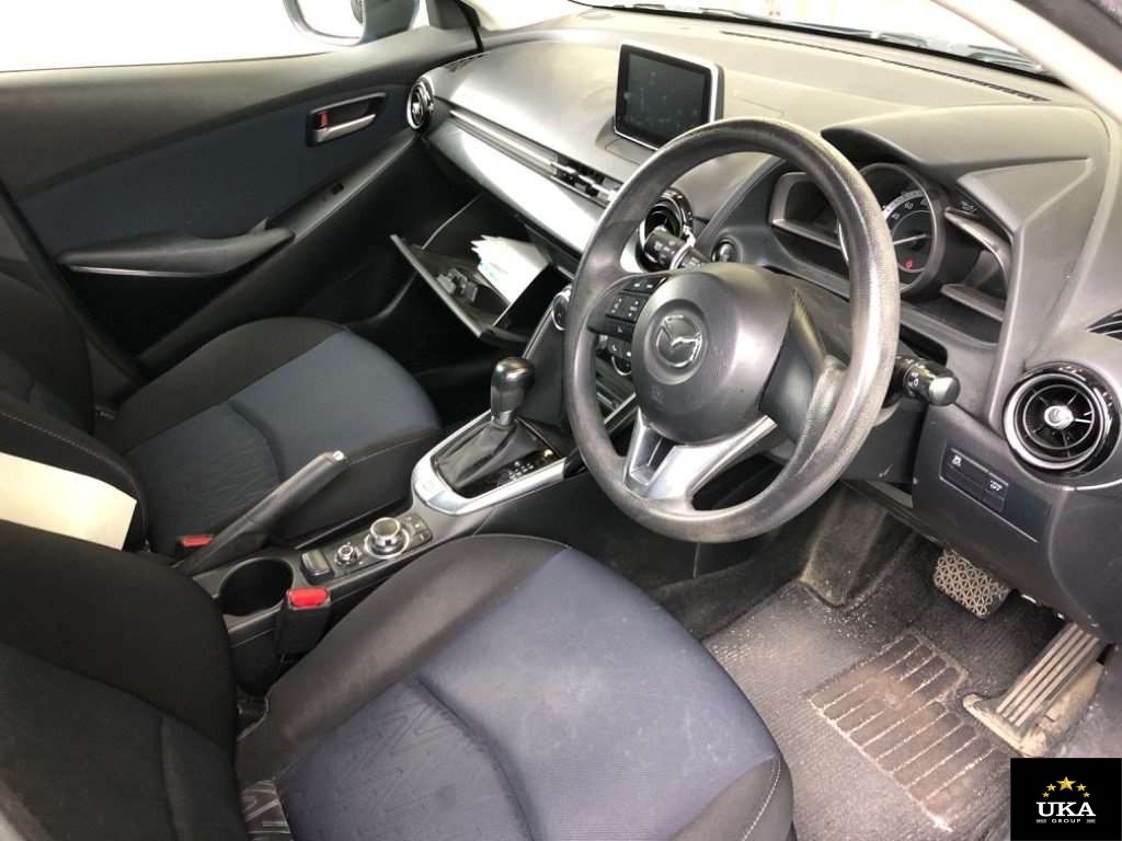 2015 Mazda Demio