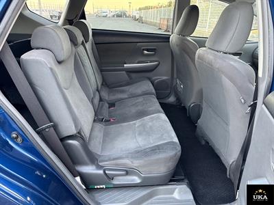 2014 Toyota Prius - Thumbnail