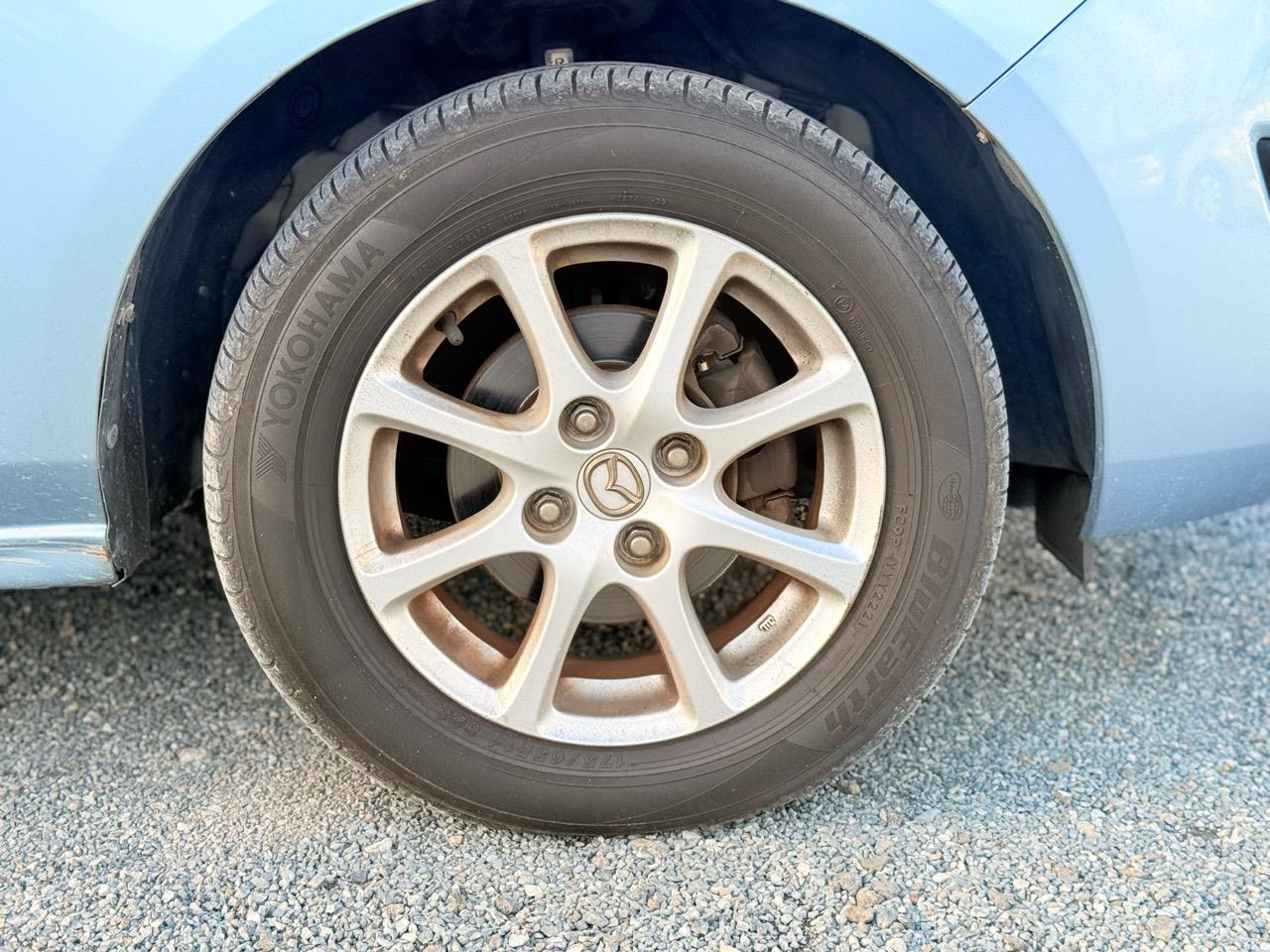 2012 Mazda Demio