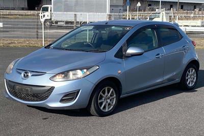 2012 Mazda Demio - Thumbnail