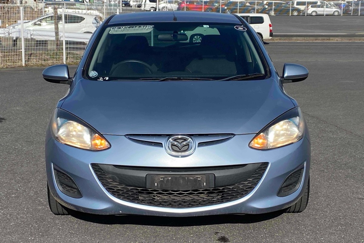 2012 Mazda Demio