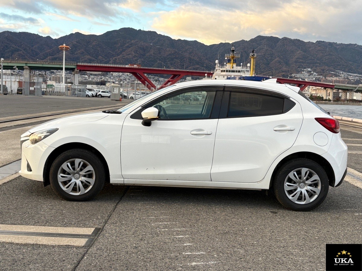 2018 Mazda Demio