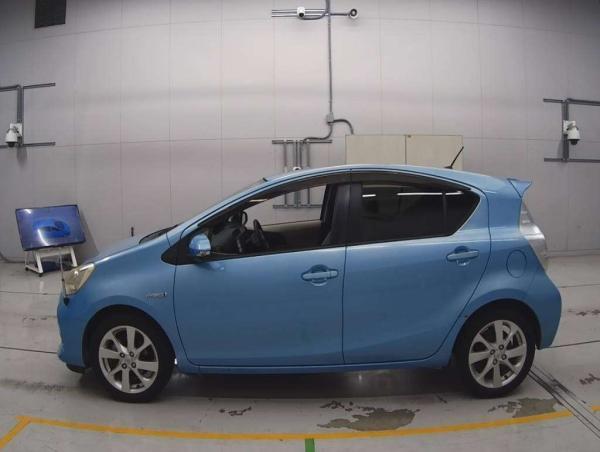 2012 Toyota Aqua