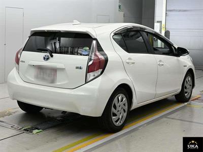 2015 Toyota Aqua - Thumbnail