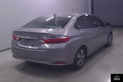 2014 Honda Grace - Thumbnail