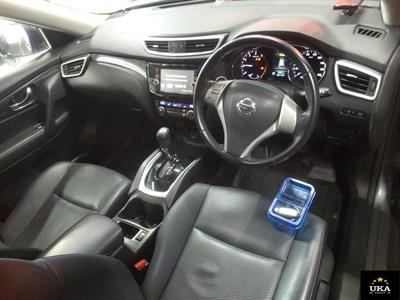 2017 Nissan X-Trail - Thumbnail