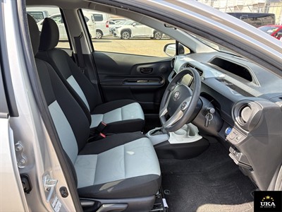 2014 Toyota Aqua - Thumbnail