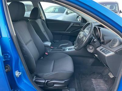 2012 Mazda Axela - Thumbnail
