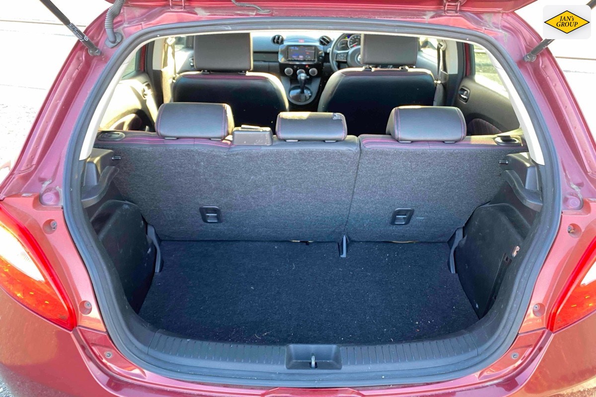 2014 Mazda Demio