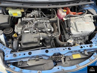 2013 Toyota Aqua - Thumbnail