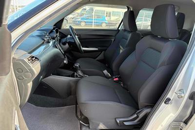 2018 Suzuki Swift - Thumbnail