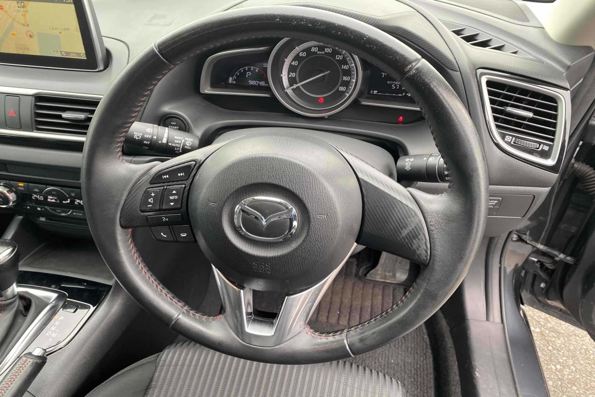 2014 Mazda Axela