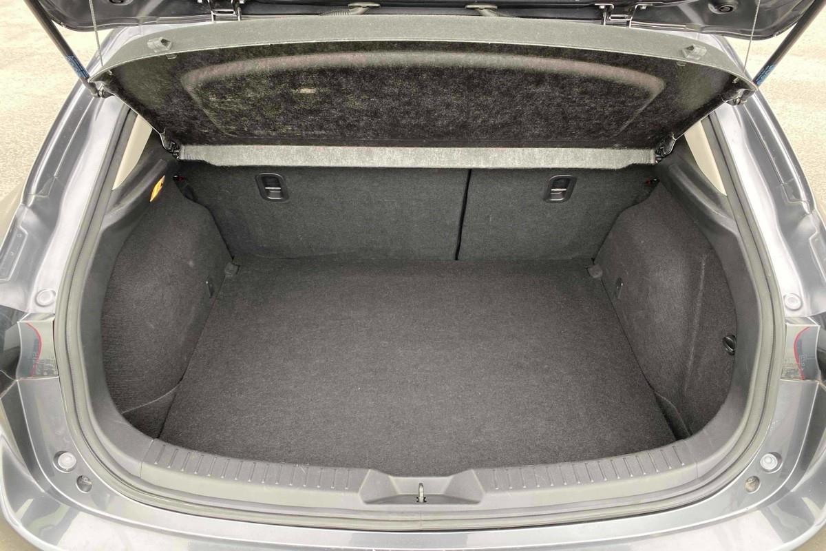 2014 Mazda Axela