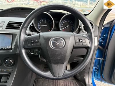 2012 Mazda Axela - Thumbnail