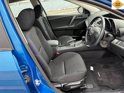 2012 Mazda Axela - Thumbnail