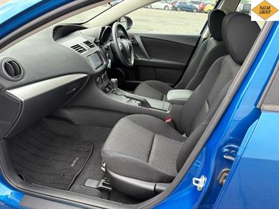 2012 Mazda Axela - Thumbnail